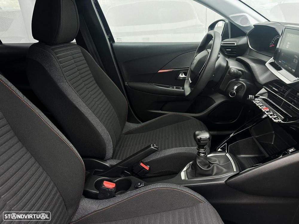 Peugeot 208 1.2 PureTech Active Pack - 18
