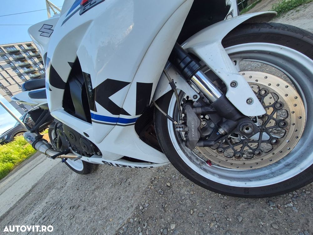Suzuki GSX-R 750 - 5