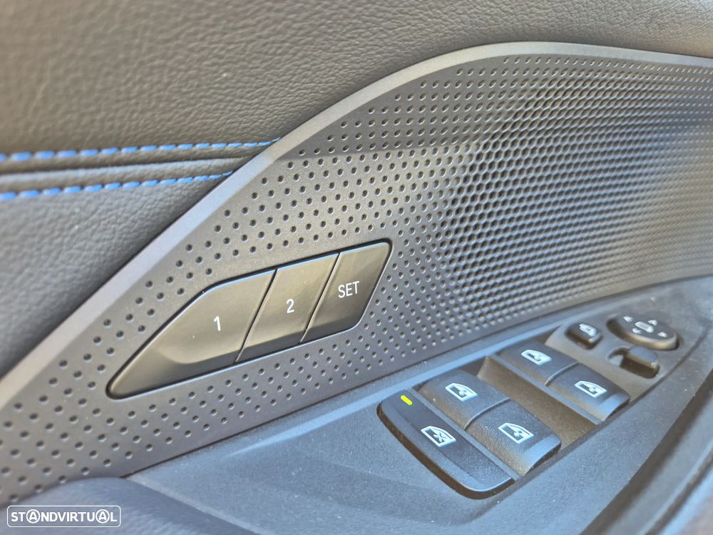 BMW i4 eDrive40 Pack Desportivo M - 12