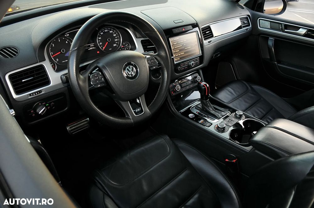 Volkswagen Touareg 3.0 V6 TDI BMT - 12