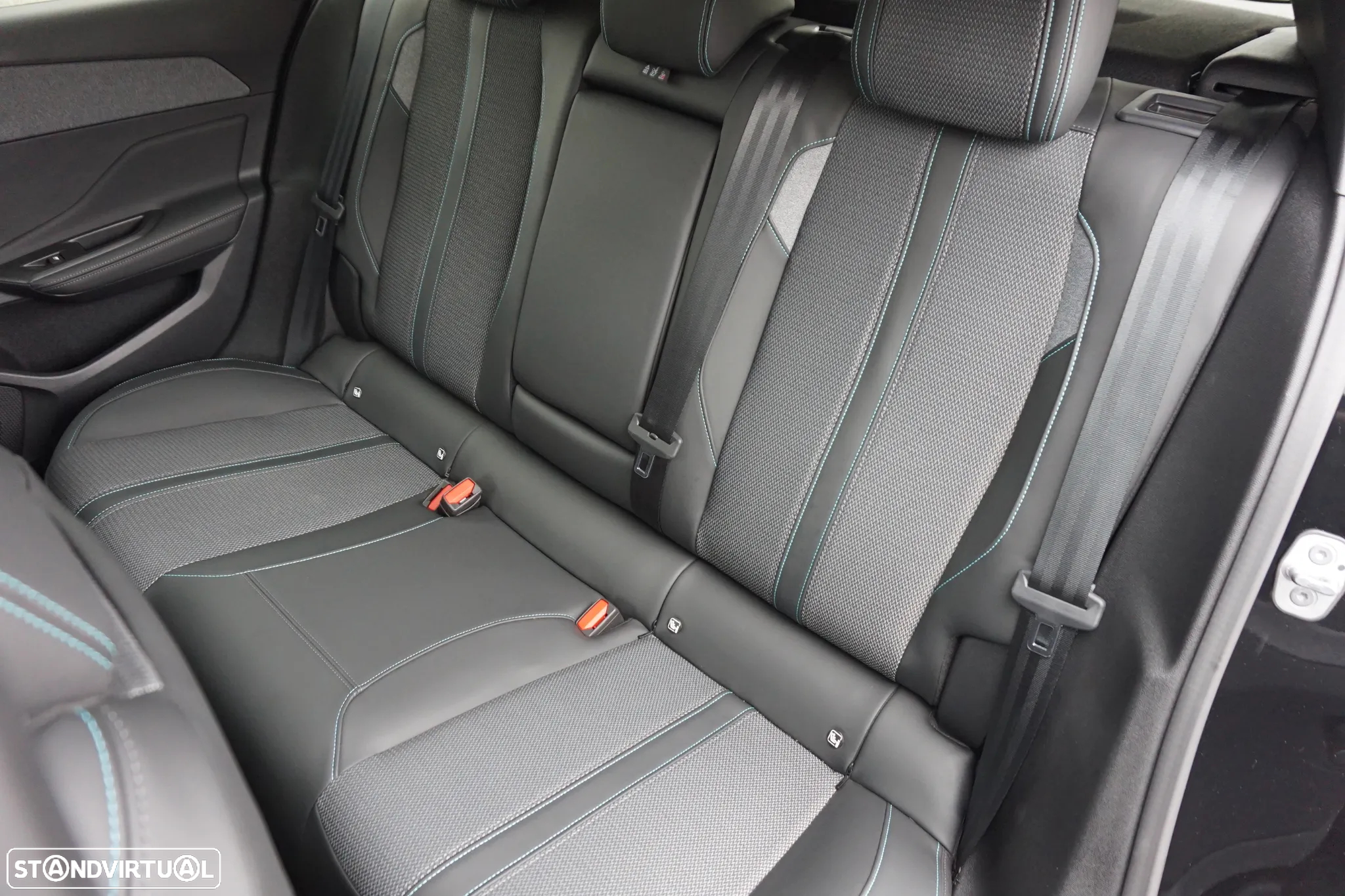 Peugeot 308 1.5 BlueHDi Allure - 23