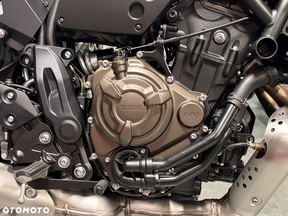 Yamaha XSR - 16