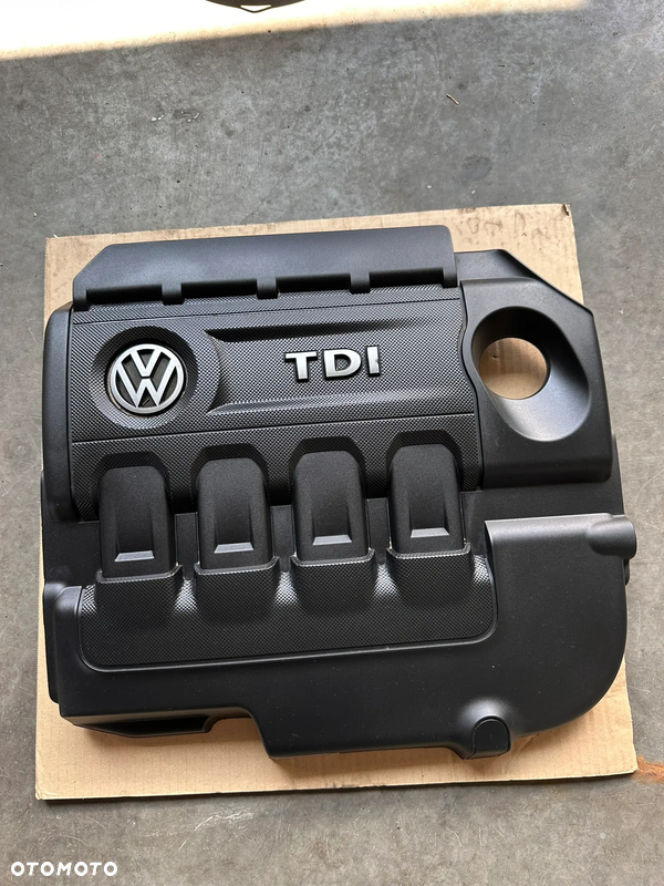 Pokrywa osłona silnika VW Golf VII 7, Sharan, Touran 04L103954T 04L103925Q