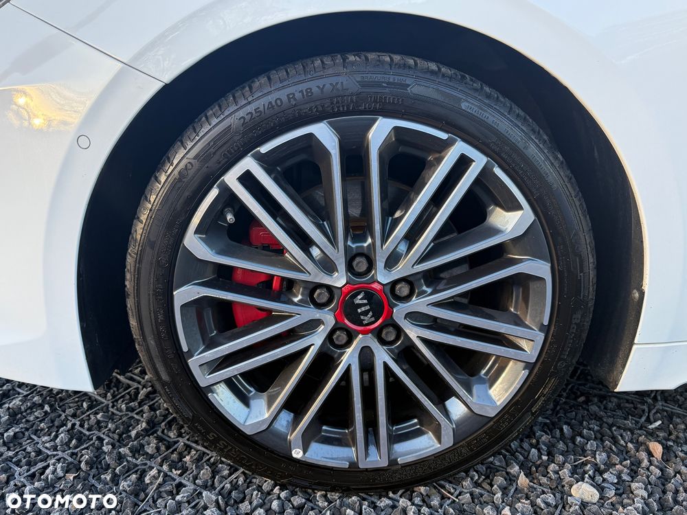 Kia ProCeed 1.6 T-GDI DCT7 OPF GT - 29