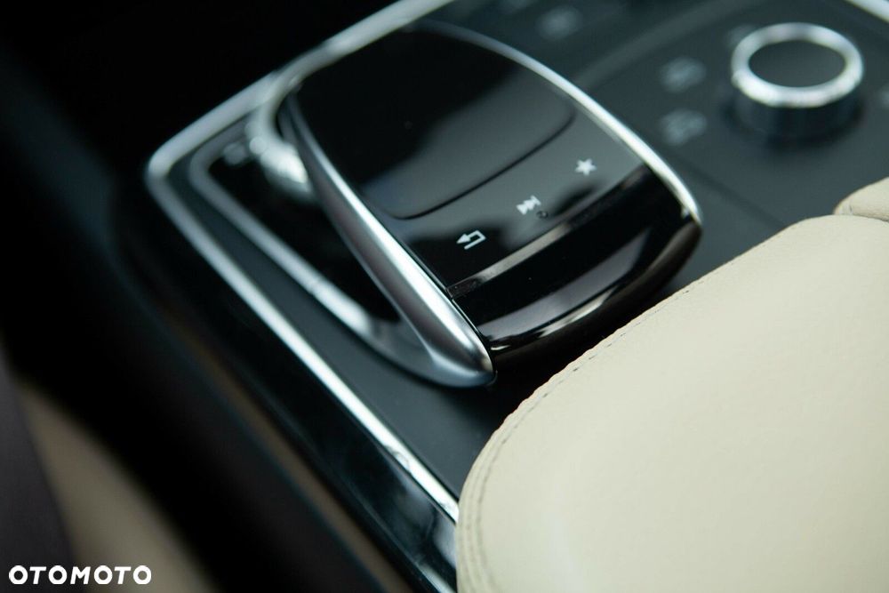 Mercedes-Benz GLE 350 d 4-Matic - 31