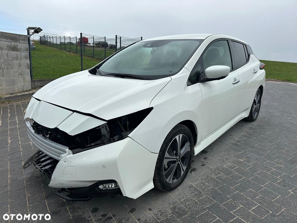 Nissan Leaf 40 kWh N-Connecta - 3
