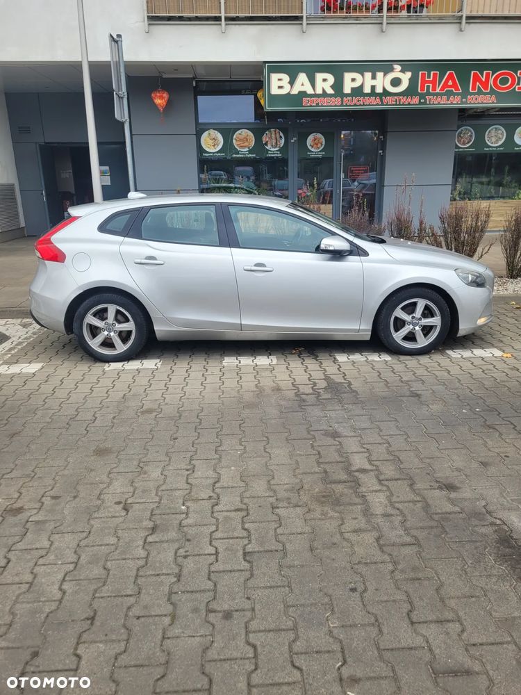 Volvo V40 D2 - 1