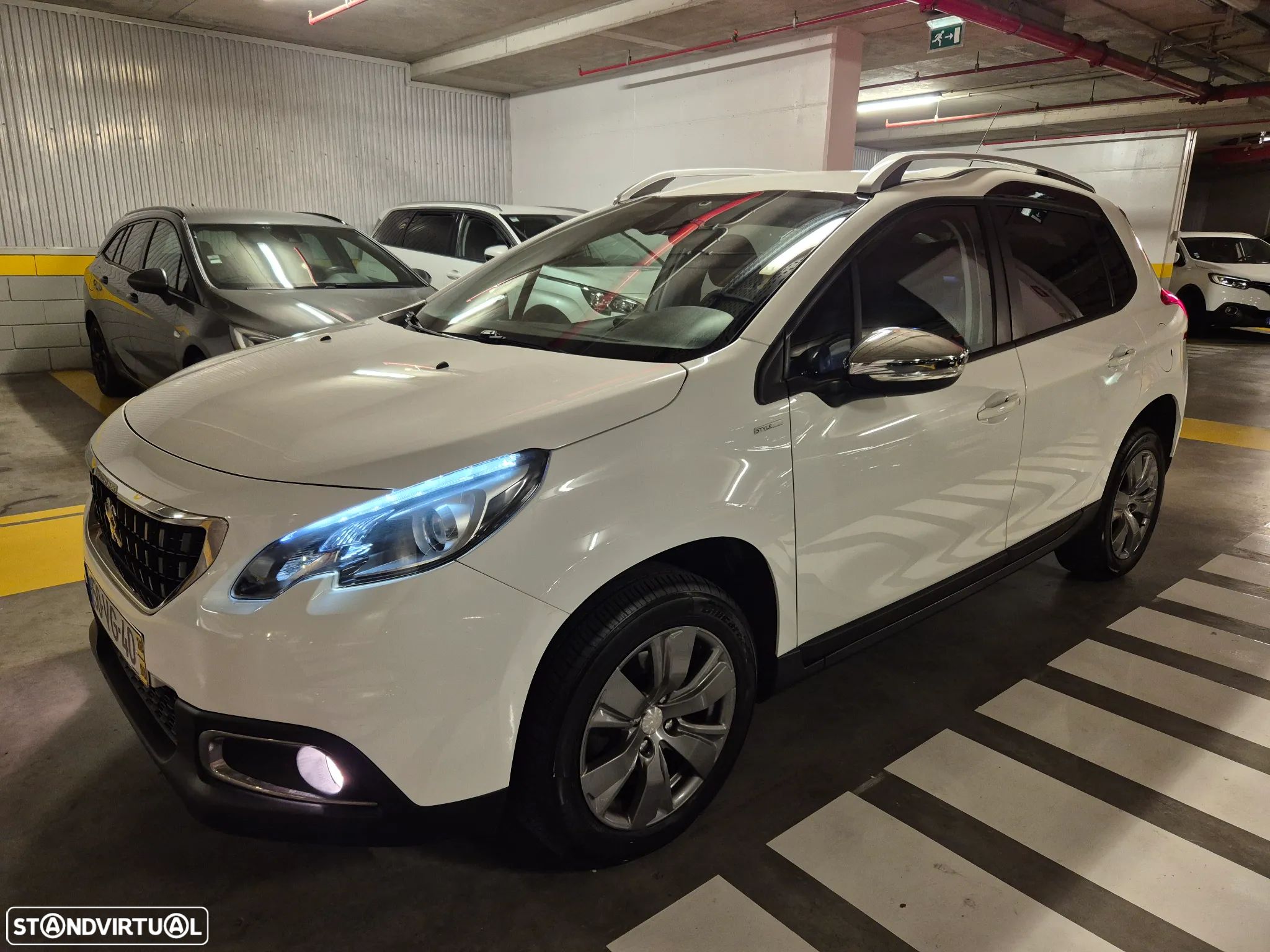 Peugeot 2008 1.5 BlueHDi Style - 1