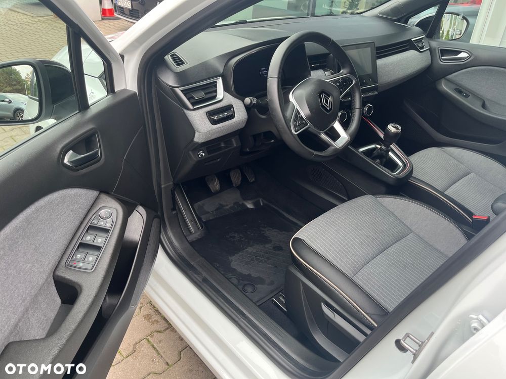 Renault Clio 1.0 TCe Techno - 7