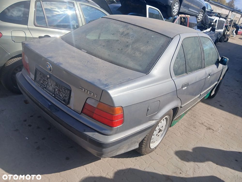 bmw e36 237 maska zderzak lampa grill błotnik drzwi zbiornik paliwa szyba lusterko klamka - 3