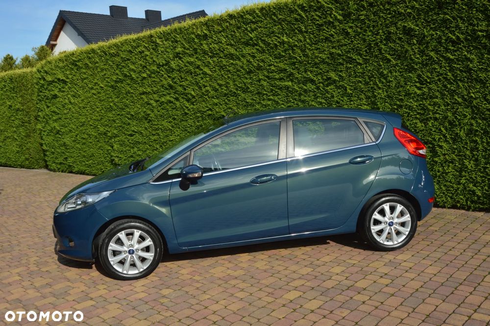 Ford Fiesta 1.6 Ghia EU5 - 2
