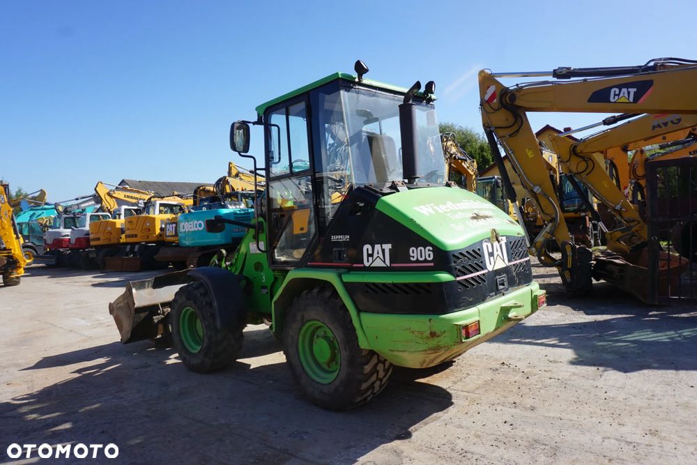 Caterpillar CAT 906 - 4