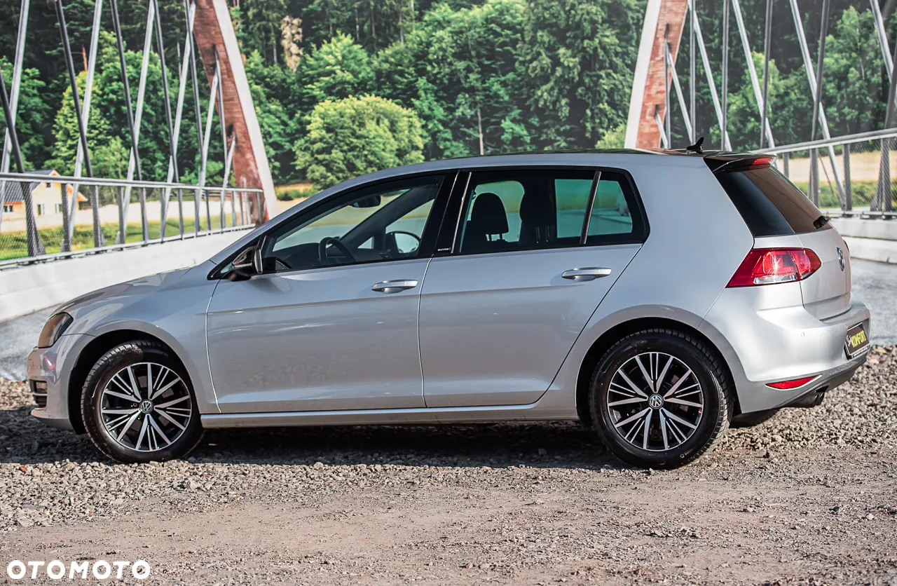 Volkswagen Golf 2.0 BlueTDI DSG Highline - 10