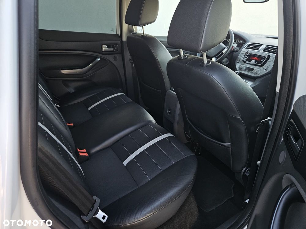 Ford Kuga 2.0 TDCi 2x4 Champions Edition - 15