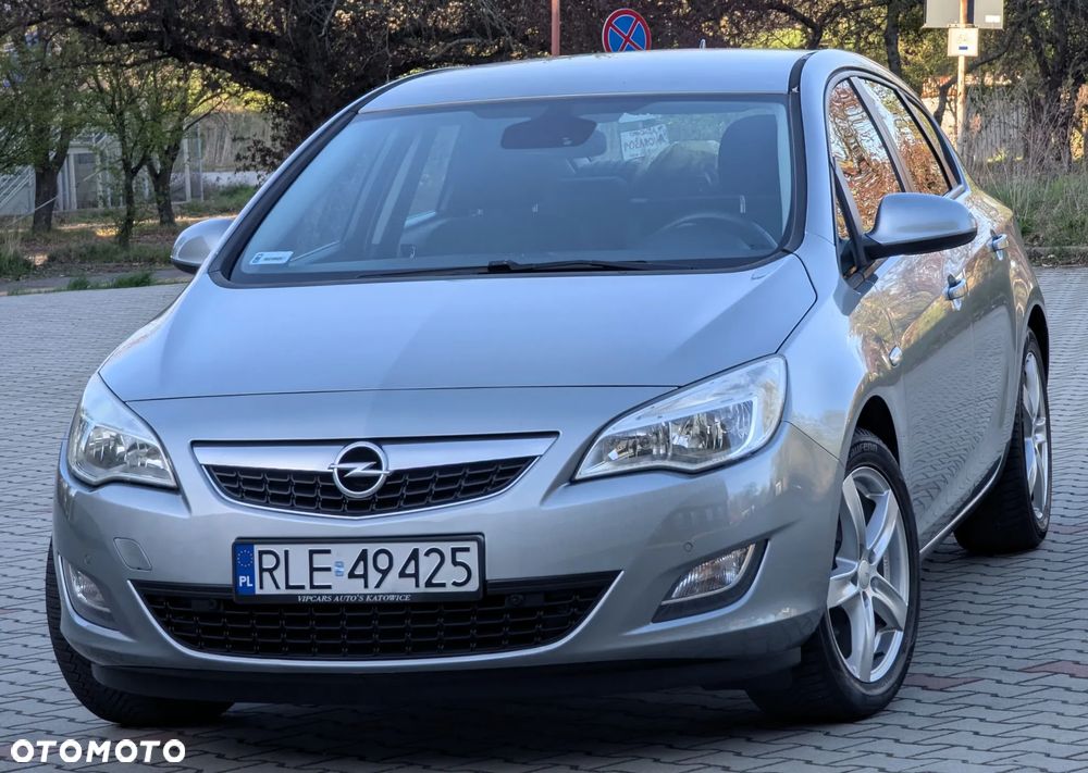 Opel Astra 1.4 T Sport - 13