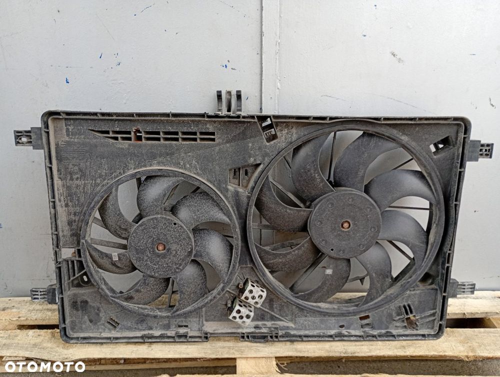 wentylatory chłodnicy renault master III movano B lift 2.3 dci 2019-2024r 214813663R - 8
