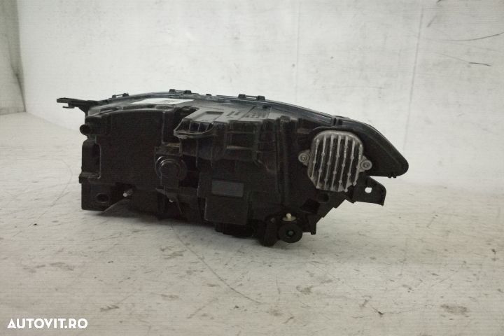 Far Dreapta Full Led Active High Beam Original In Stare Buna Volvo  XC - 6