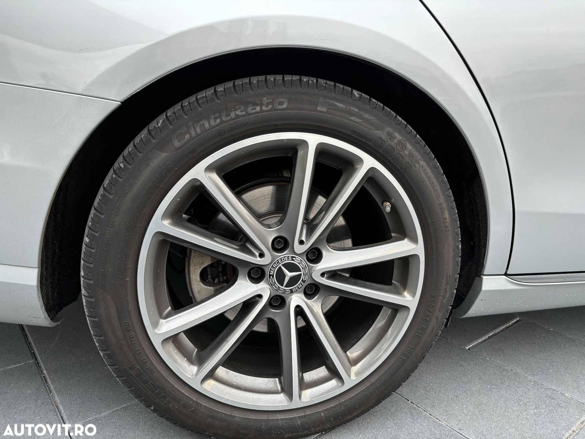 Mercedes-Benz E 220 d 9G-TRONIC Avantgarde - 18