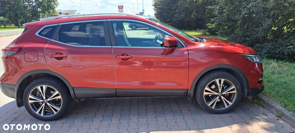 Nissan Qashqai 1.6 DIG-T N-Connecta - 4