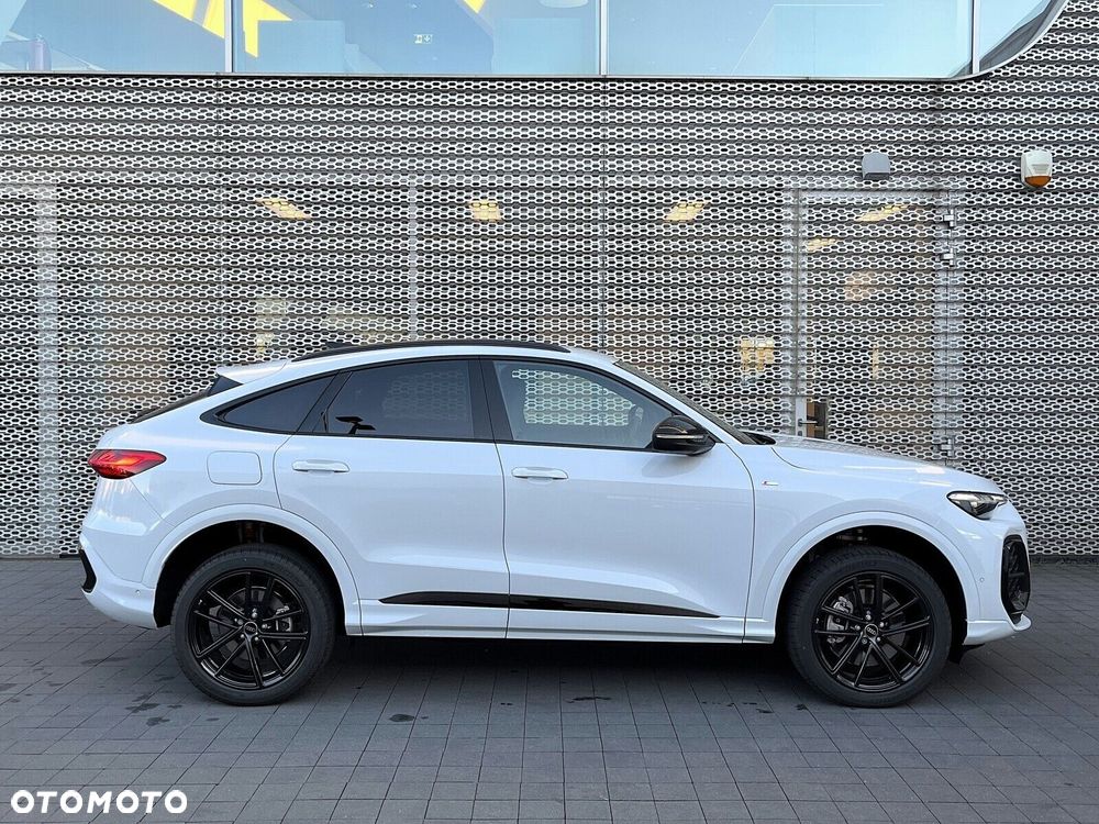 Audi Q5 Sportback - 2