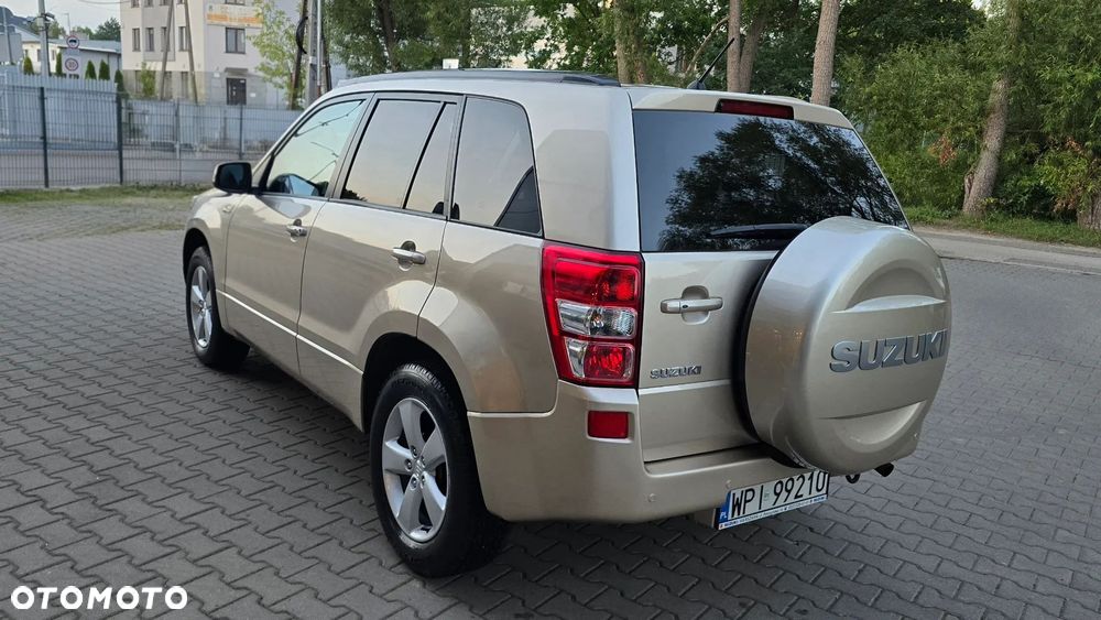 Suzuki Grand Vitara 1.9 DDiS De Luxe EU5 - 3