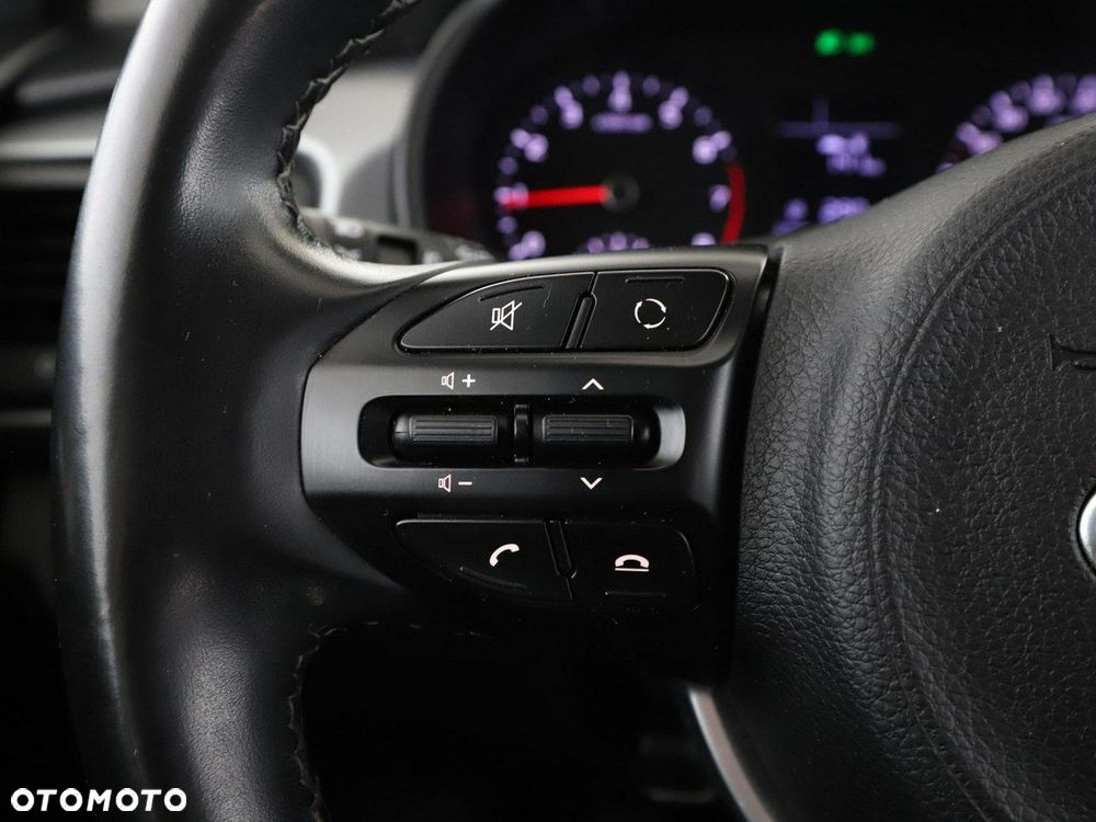 Kia Rio 1.2 Attract - 29