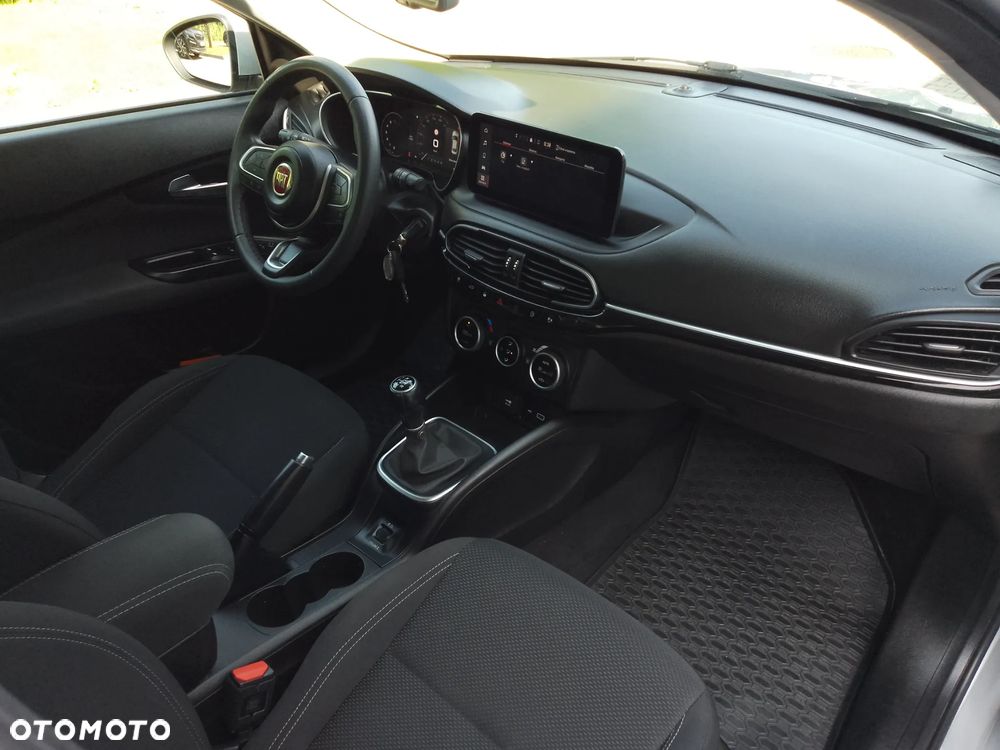 Fiat Tipo 1.0 T3 - 17