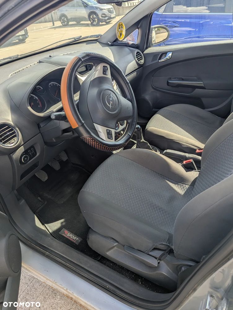 Opel Corsa 1.2 16V Enjoy - 7