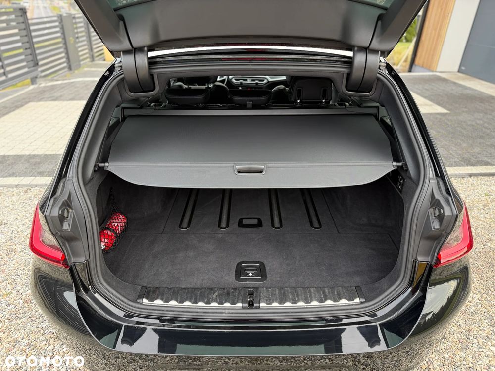 BMW Seria 3 320d xDrive M Sport sport - 7