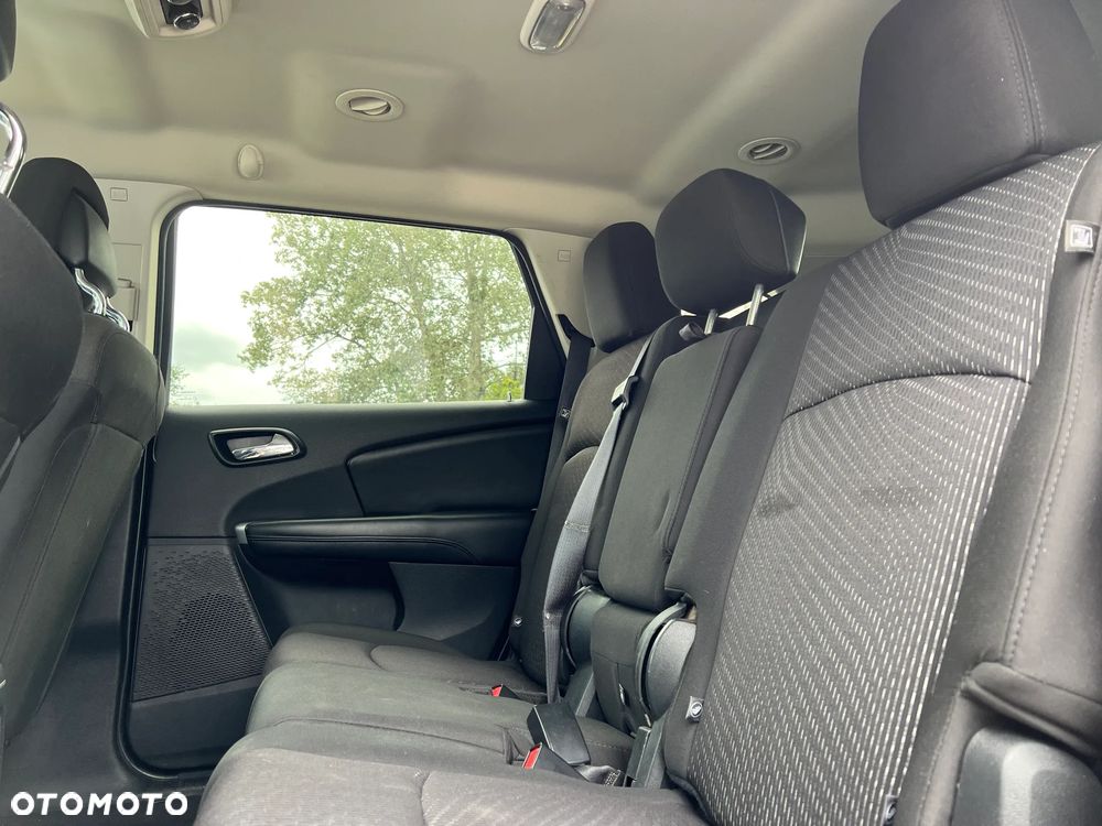 Dodge Journey - 30