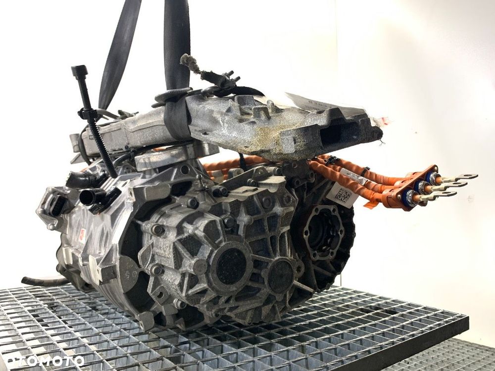 SILNIK ELEKTRYCZNY KOMPLET  VW GOLF VII (5G1, BQ1, BE1, BE2) 2012 - 2022 e-Golf 85 kW [115 KM] - 3