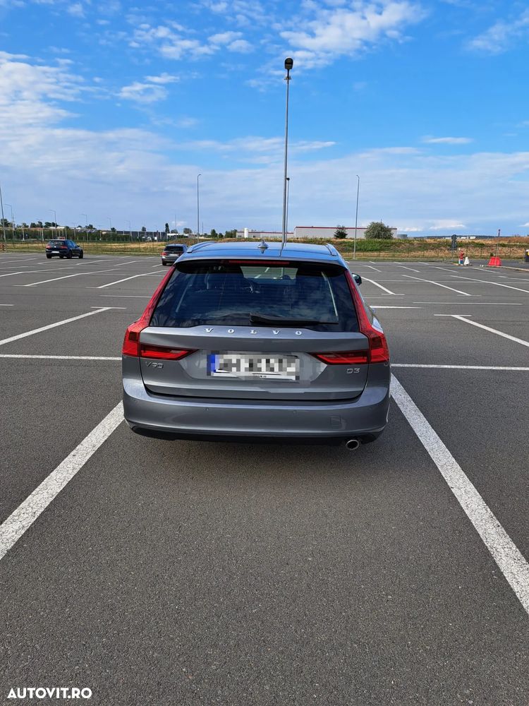 Volvo V90 D3 Momentum - 9