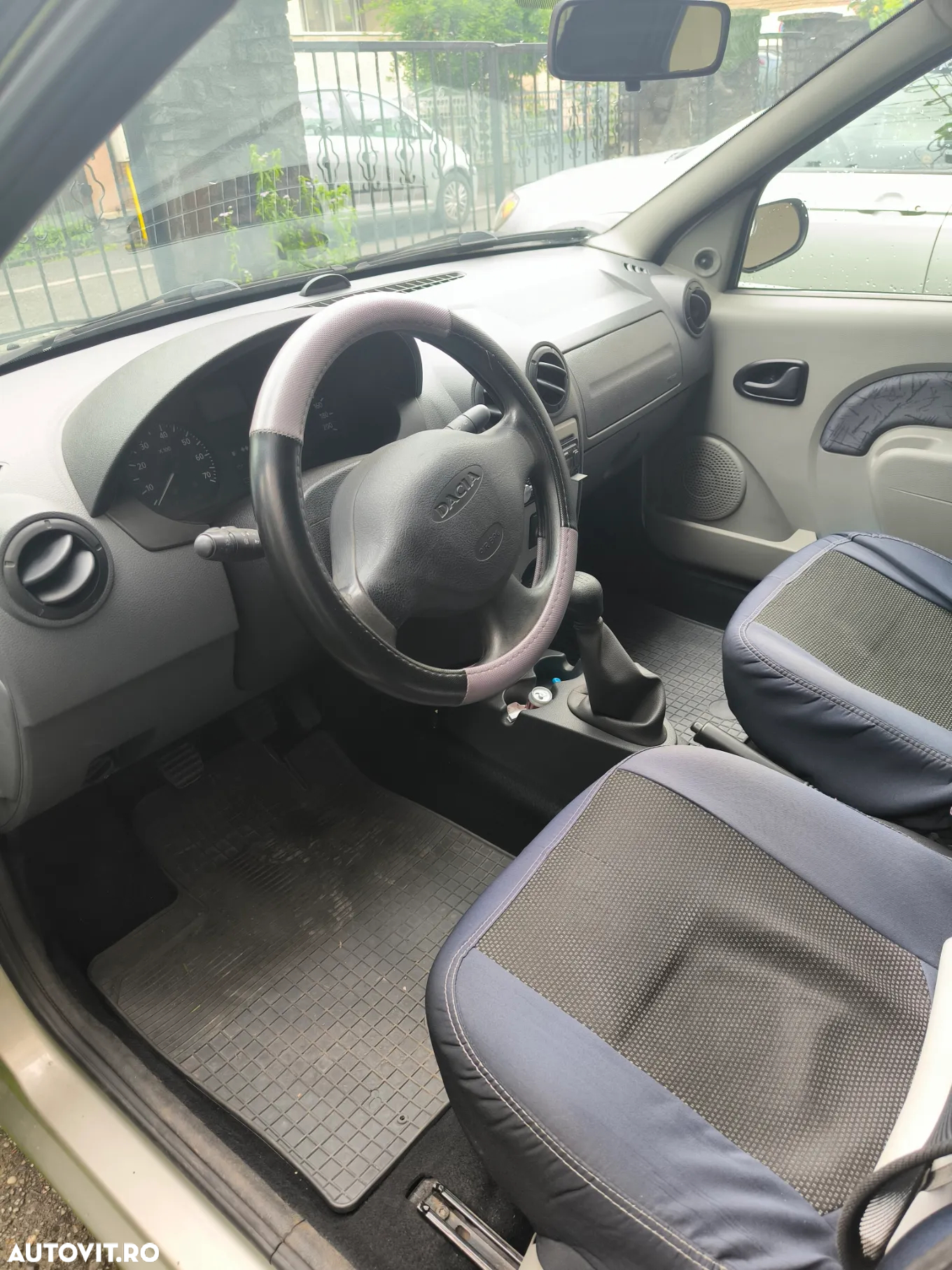 Dacia Logan 1.4 MPI Ambiance - 6