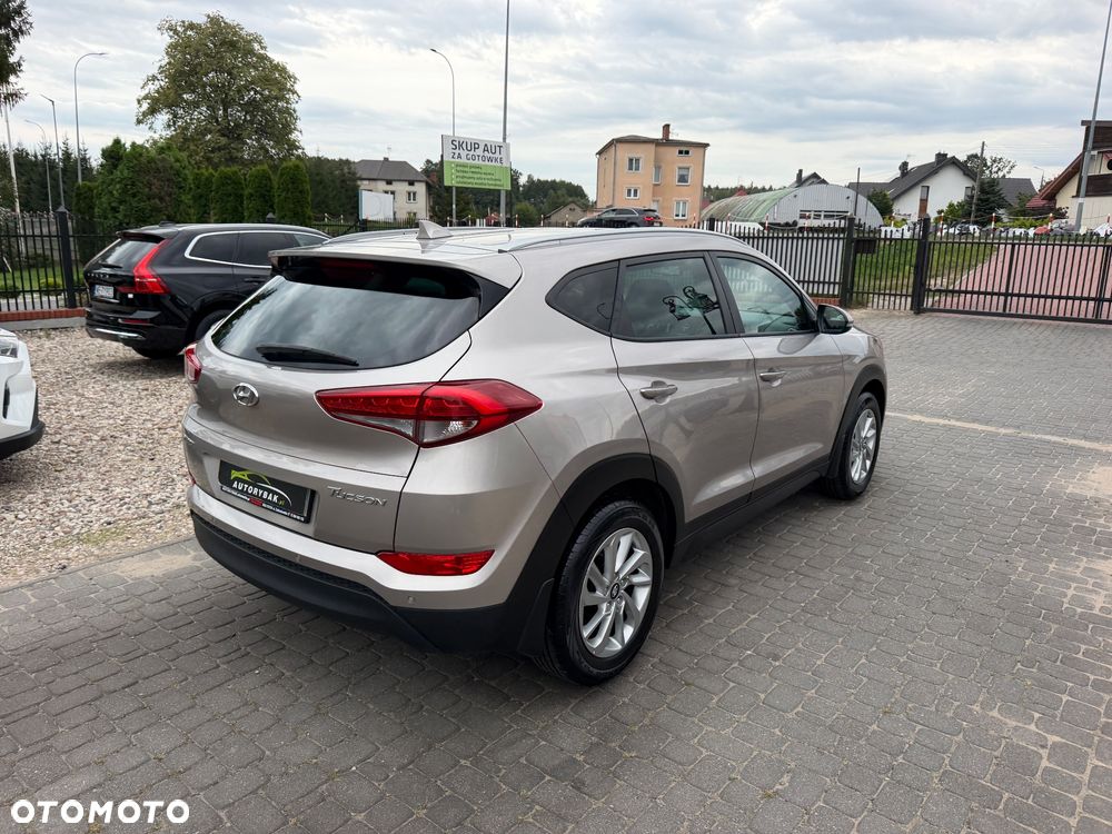 Hyundai Tucson 1.7 CRDI BlueDrive Style 2WD DCT - 38