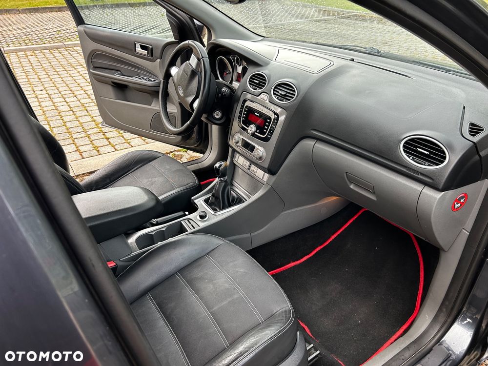Ford Focus 1.6 Titanium - 15