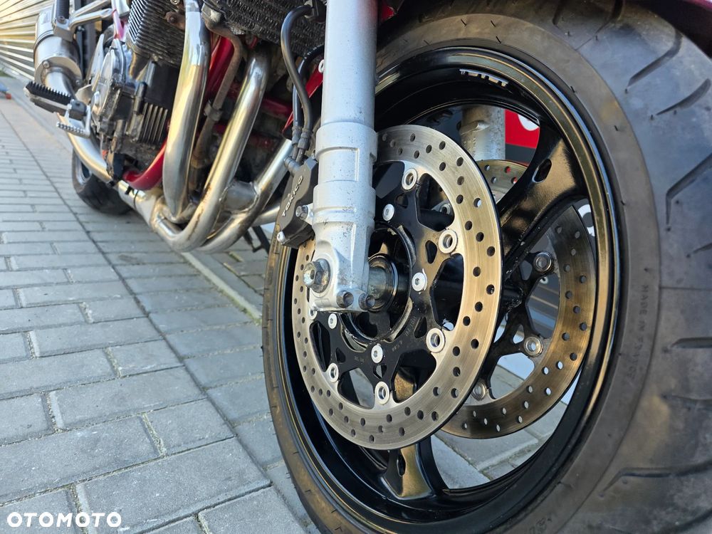 Suzuki Bandit - 24