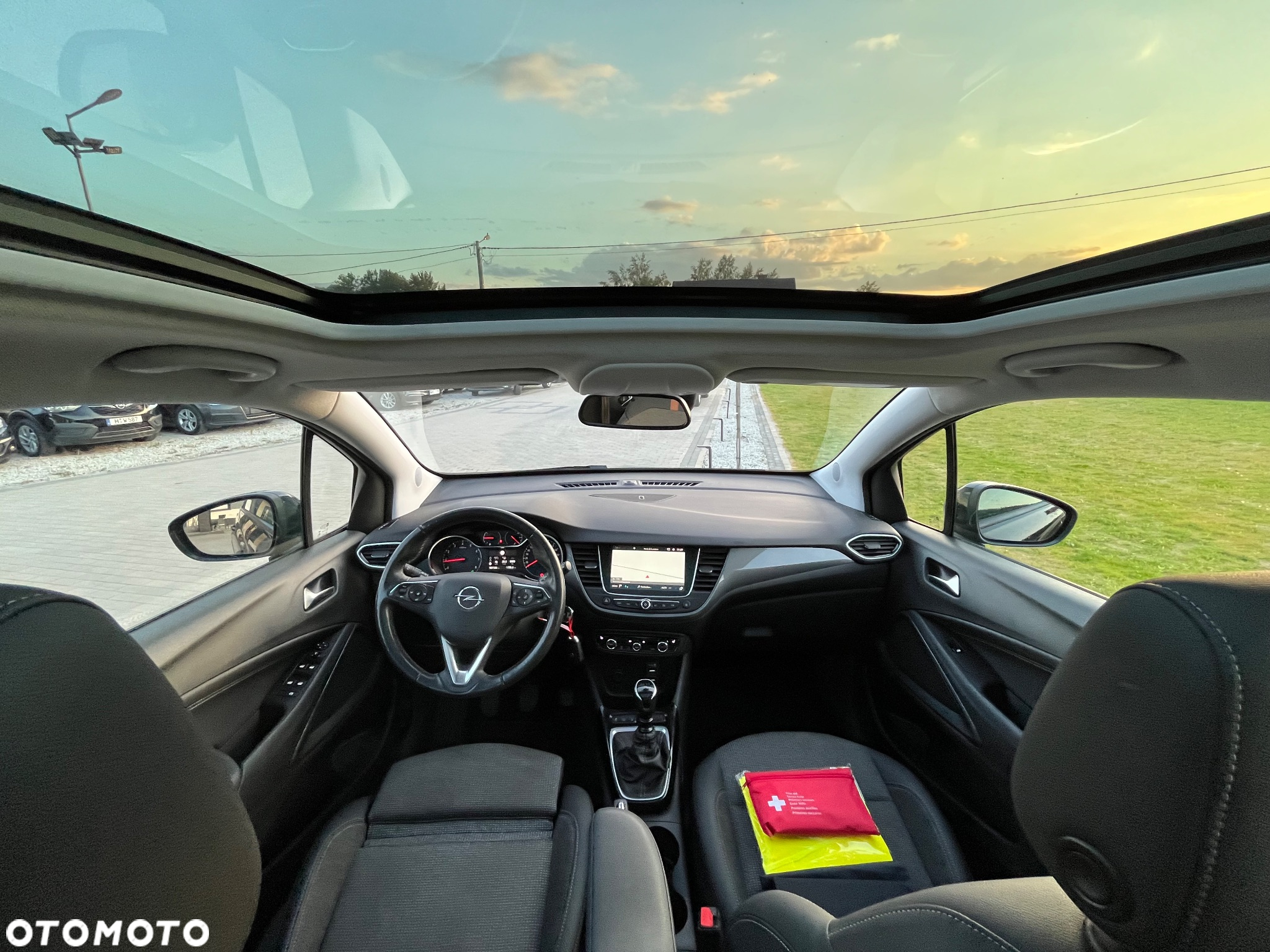 Opel Crossland X - 19