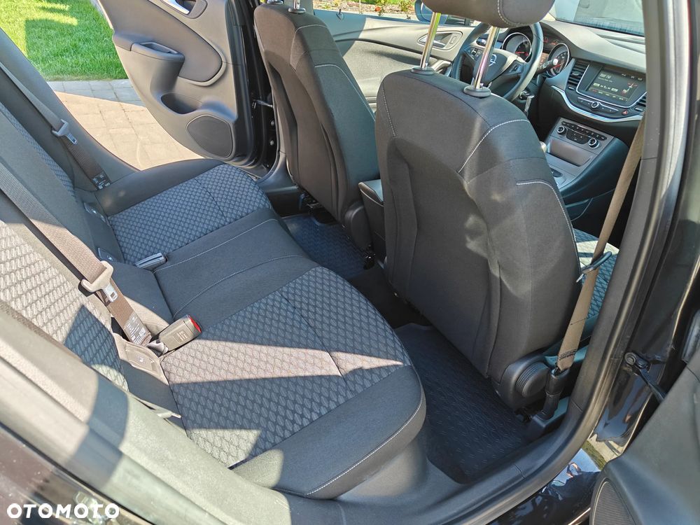 Opel Astra 1.4 T Enjoy - 7