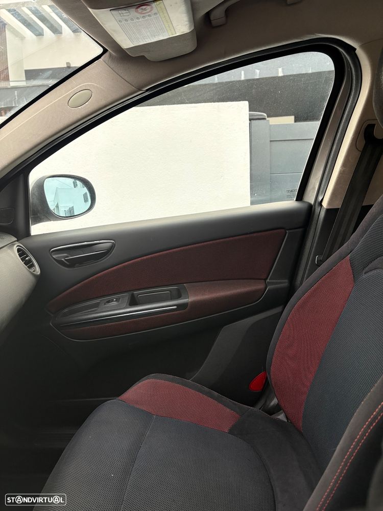 Fiat Bravo 1.4 16V Dynamic GPL - 3