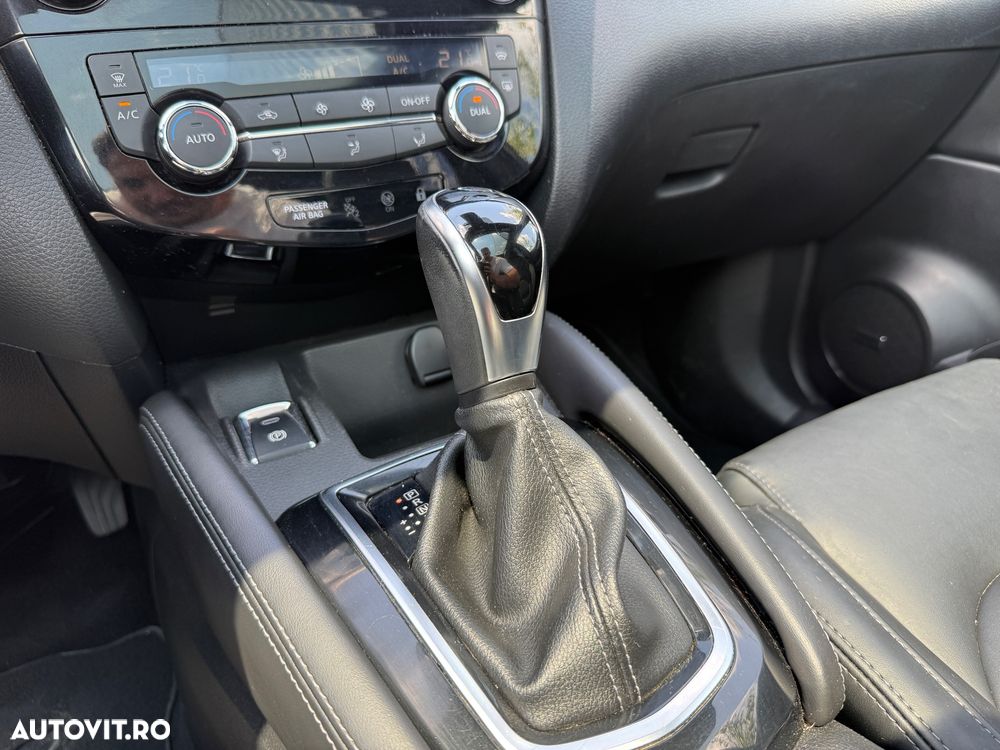 Nissan Qashqai 1.3 DIG-T DCT TEKNA - 25