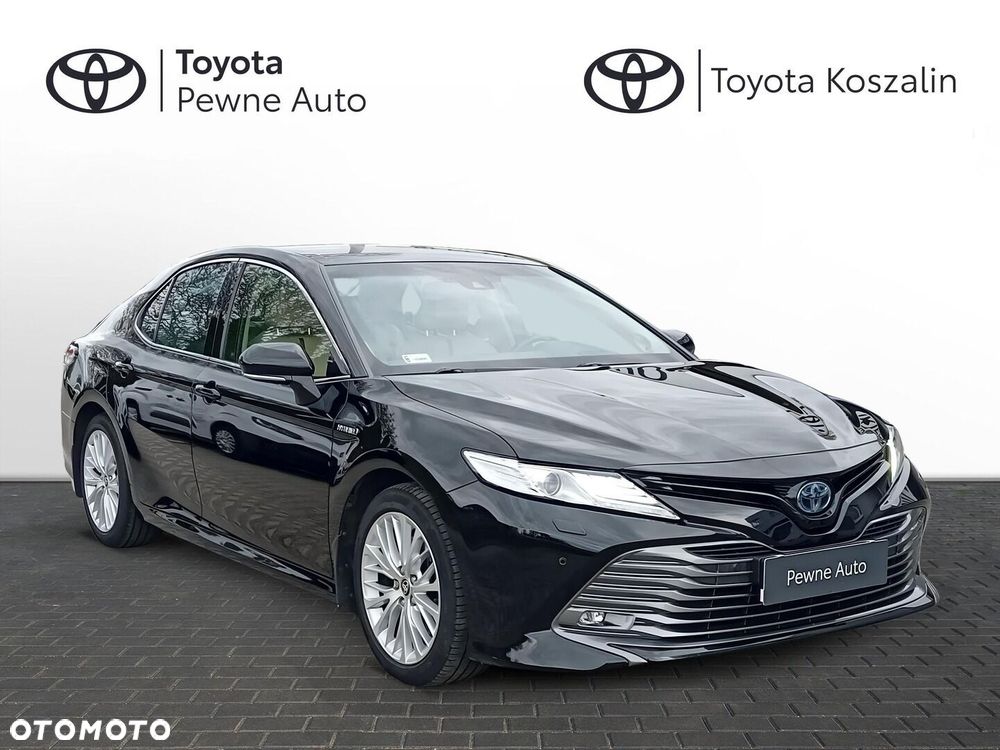 Toyota Camry 2.5 Hybrid Executive CVT - 27