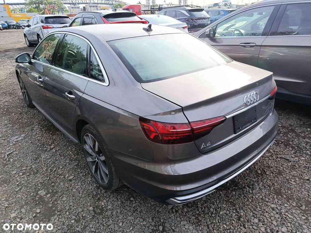Audi A4 Limousine 40 TFSI quattro S tronic - 30