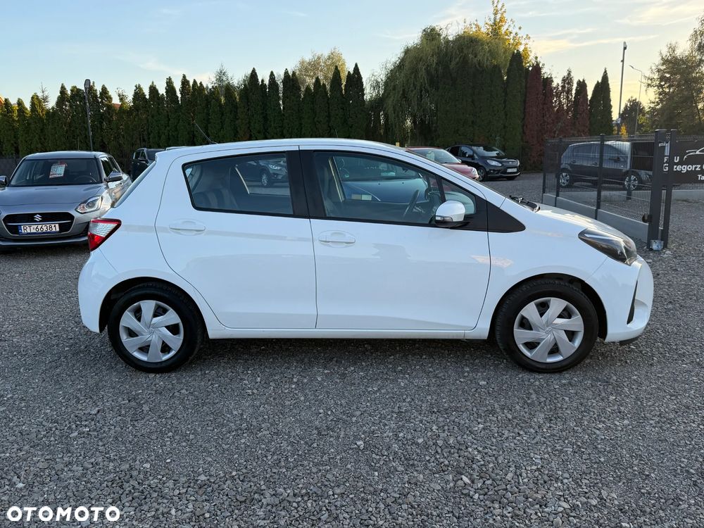 Toyota Yaris 1.5 Active - 14