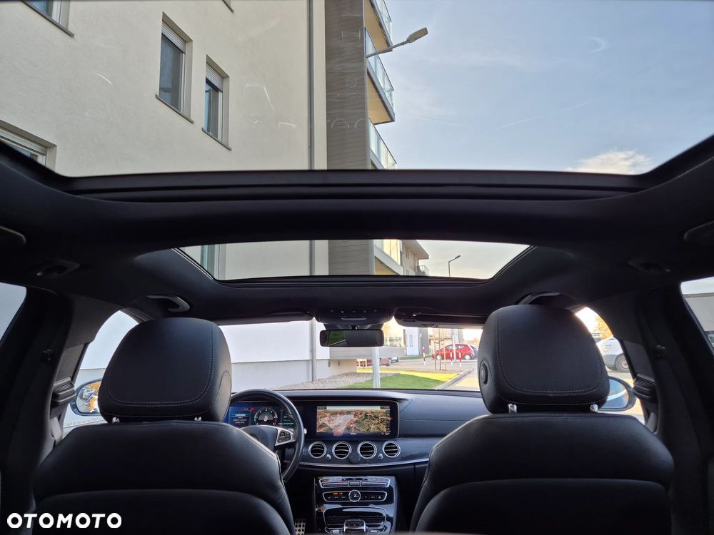 Mercedes-Benz Klasa E 220 d T 9G-TRONIC AMG Line - 12