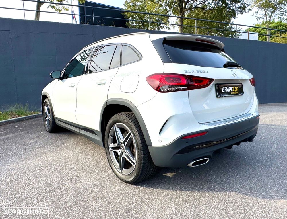 Mercedes-Benz GLA 250 e AMG Line - 48