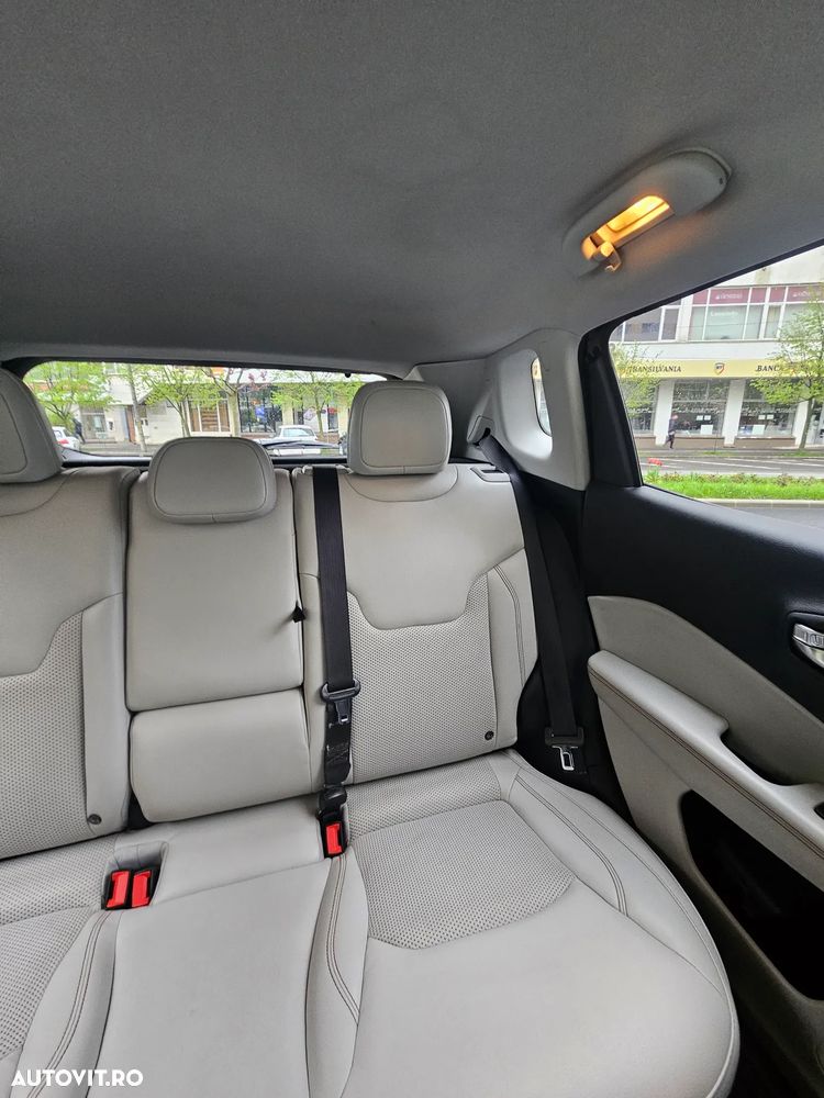 Jeep Compass 2.0 M-Jet 4x4 AT Limited - 12