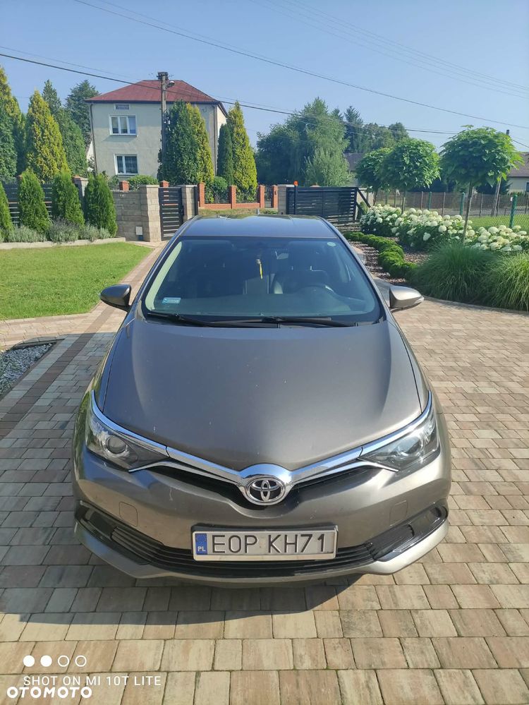 Toyota Auris 1.33 VVT-i Active - 4