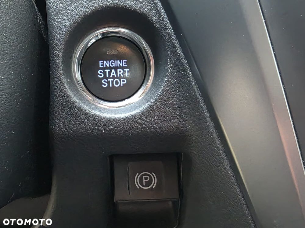 Toyota Avensis 1.8 Premium MS - 26