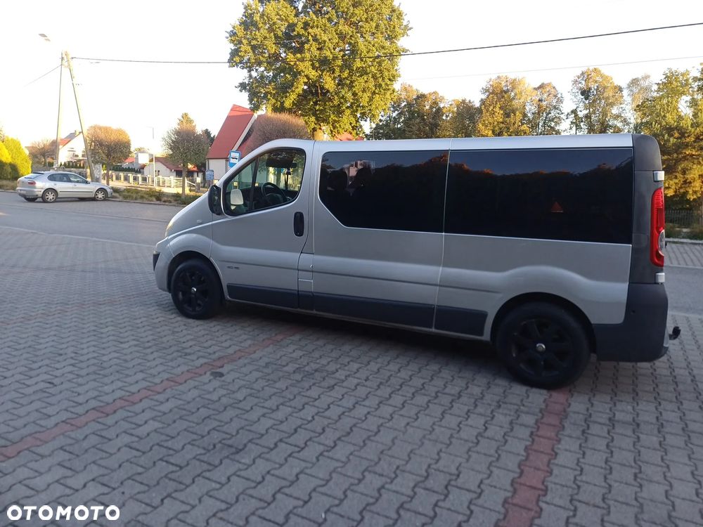 Renault Trafic - 10