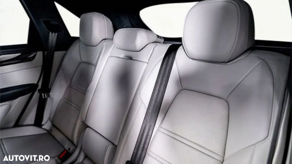 Porsche Cayenne S - 27